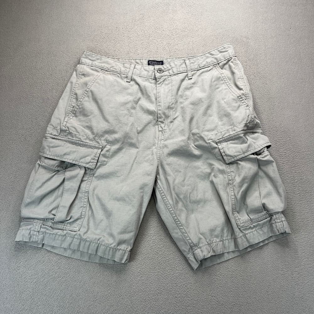 Levi Strauss Cargo Shorts Mens 34 (FIT 33) Gray Ripstop Relaxed Utility Hiking